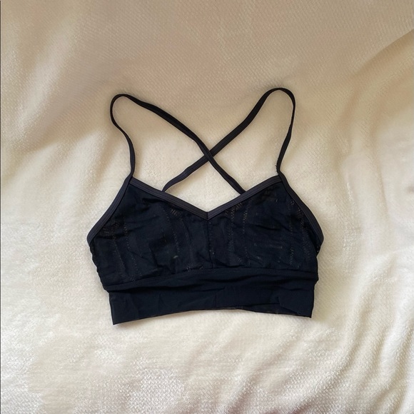 ALO Yoga Tops - Alo Yoga Sports Bra